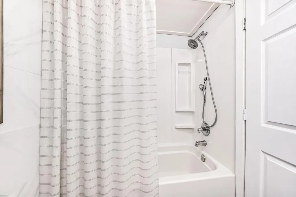 700 Allen Street SE Airdrie AB T4B 1E8