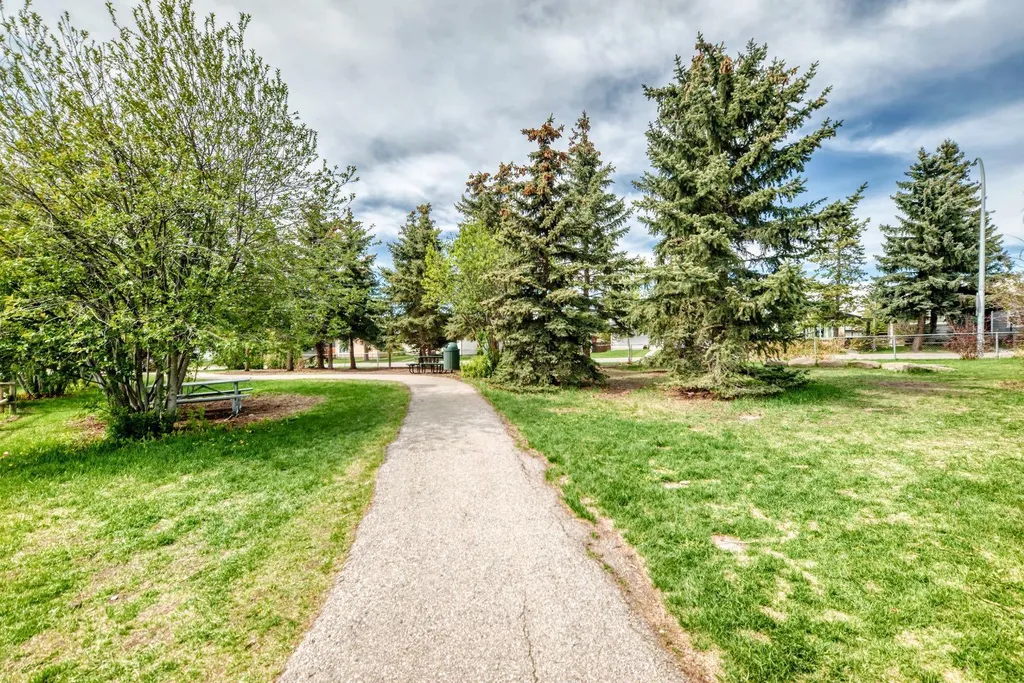 700 Allen Street SE Airdrie AB T4B 1E8