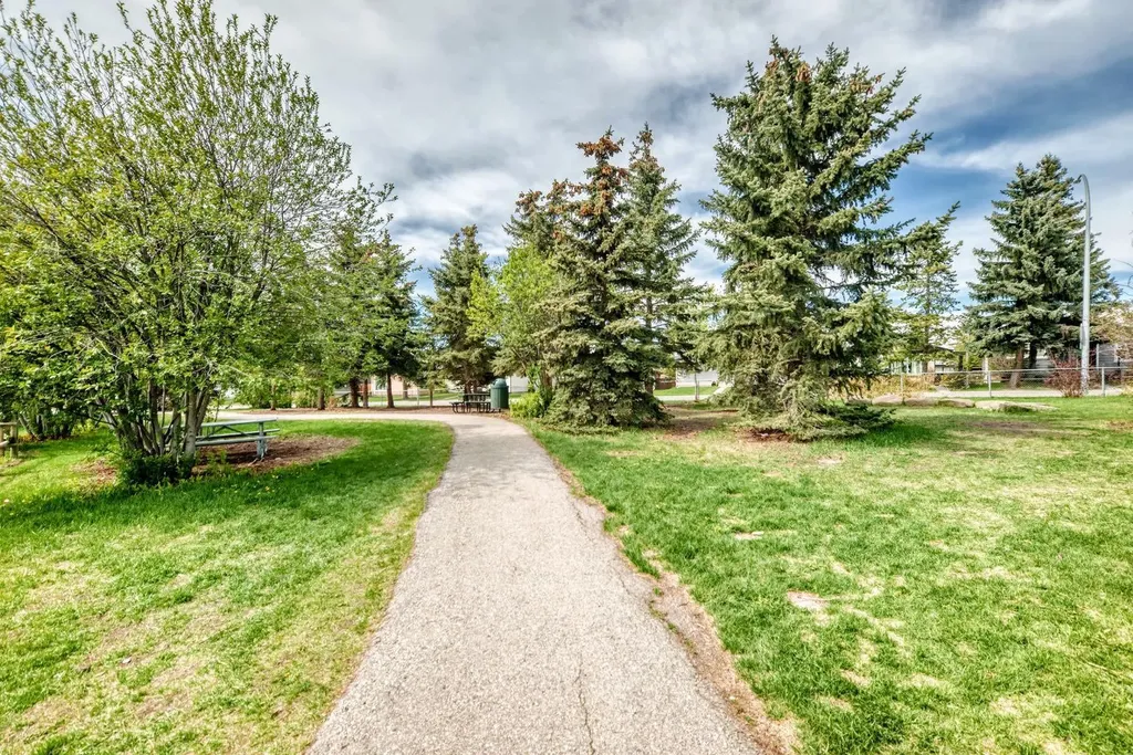 700 Allen Street SE Airdrie AB T4B 1E8