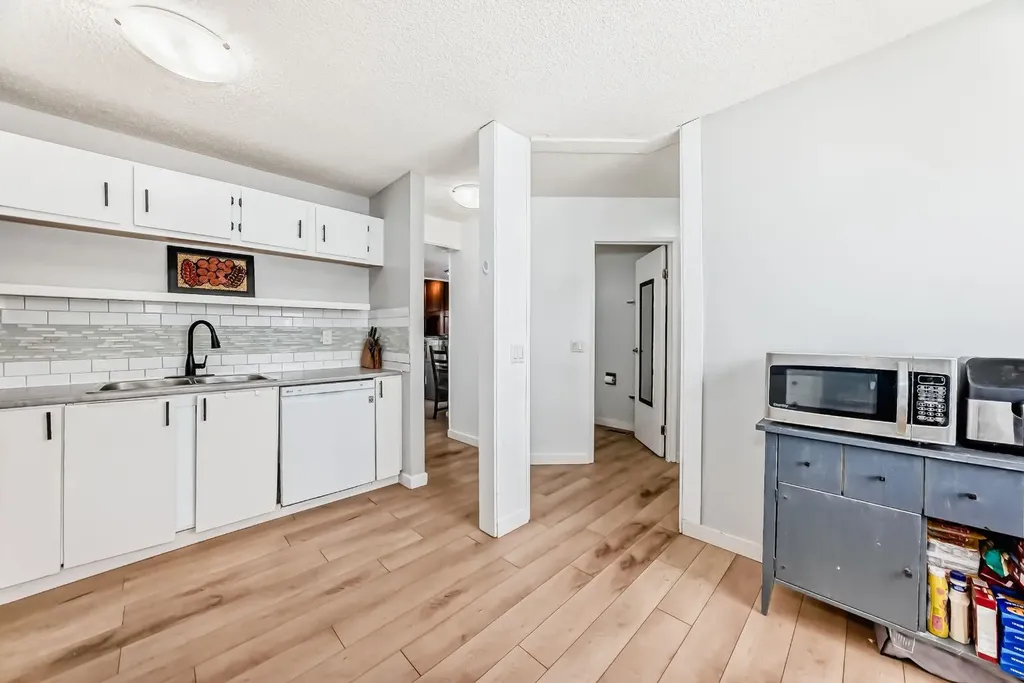 700 Allen Street SE Airdrie AB T4B 1E8
