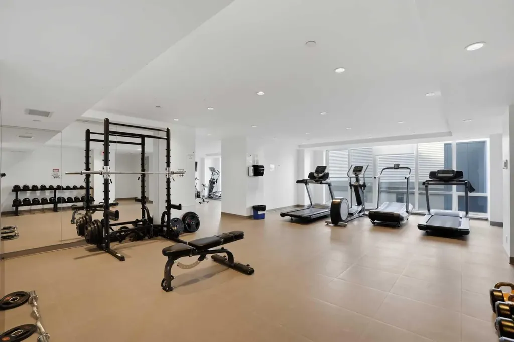 615 6 Avenue SE Calgary AB T2G 1S2
