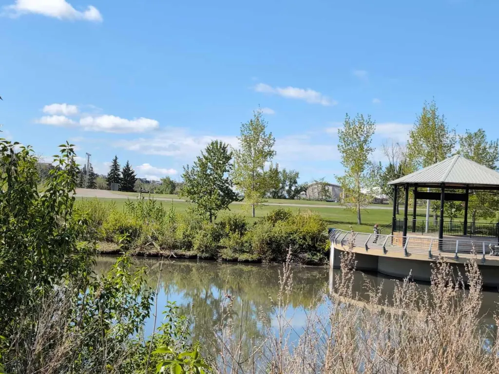 615 6 Avenue SE Calgary AB T2G 1S2