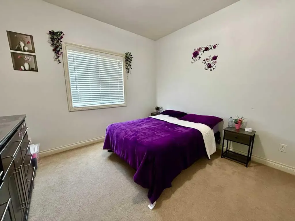 222 6a Street Stirling AB T0K 2E0