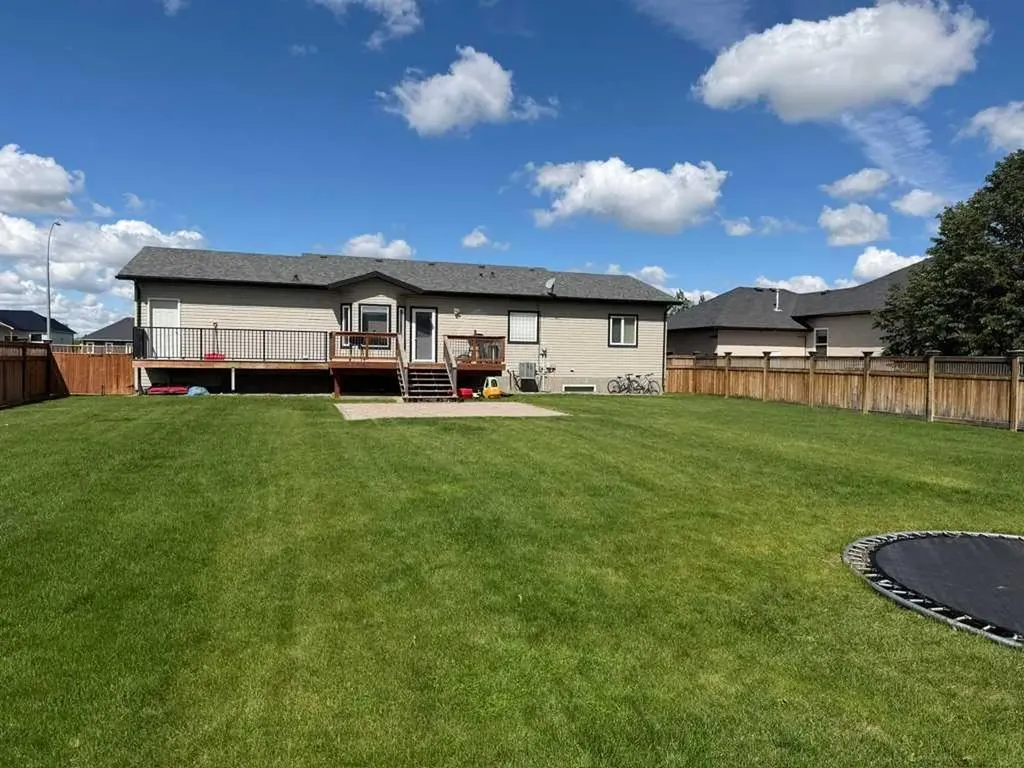 222 6a Street Stirling AB T0K 2E0