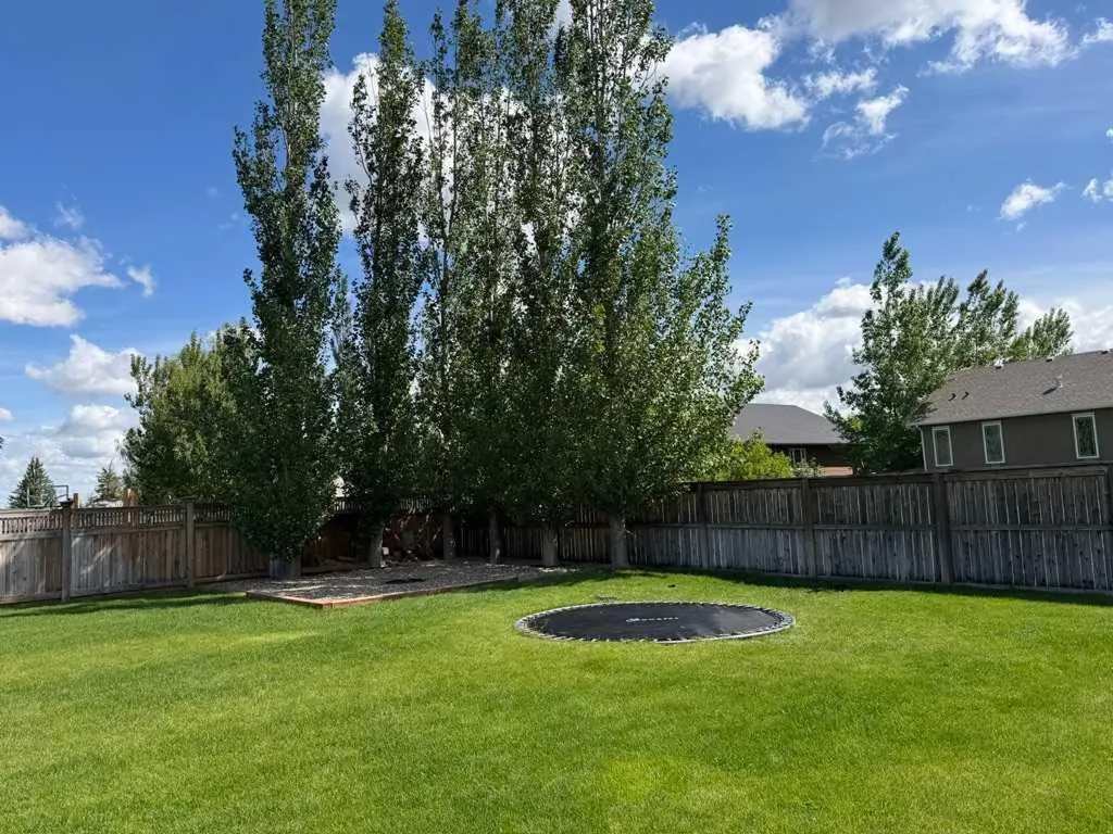 222 6a Street Stirling AB T0K 2E0