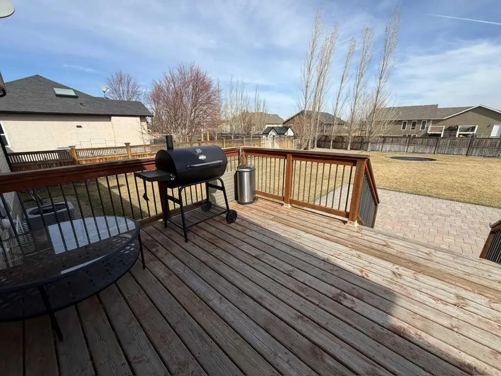 222 6a Street Stirling AB T0K 2E0
