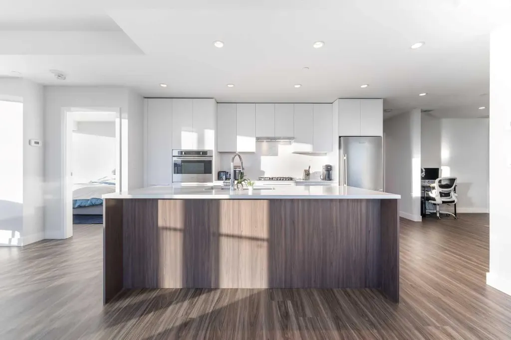 530 3 Street SE Calgary AB T2G 2L8