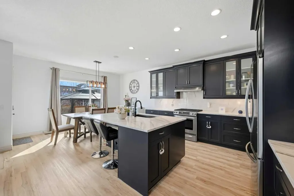 1153 Kingston Crescent SE Airdrie AB T4A0G1