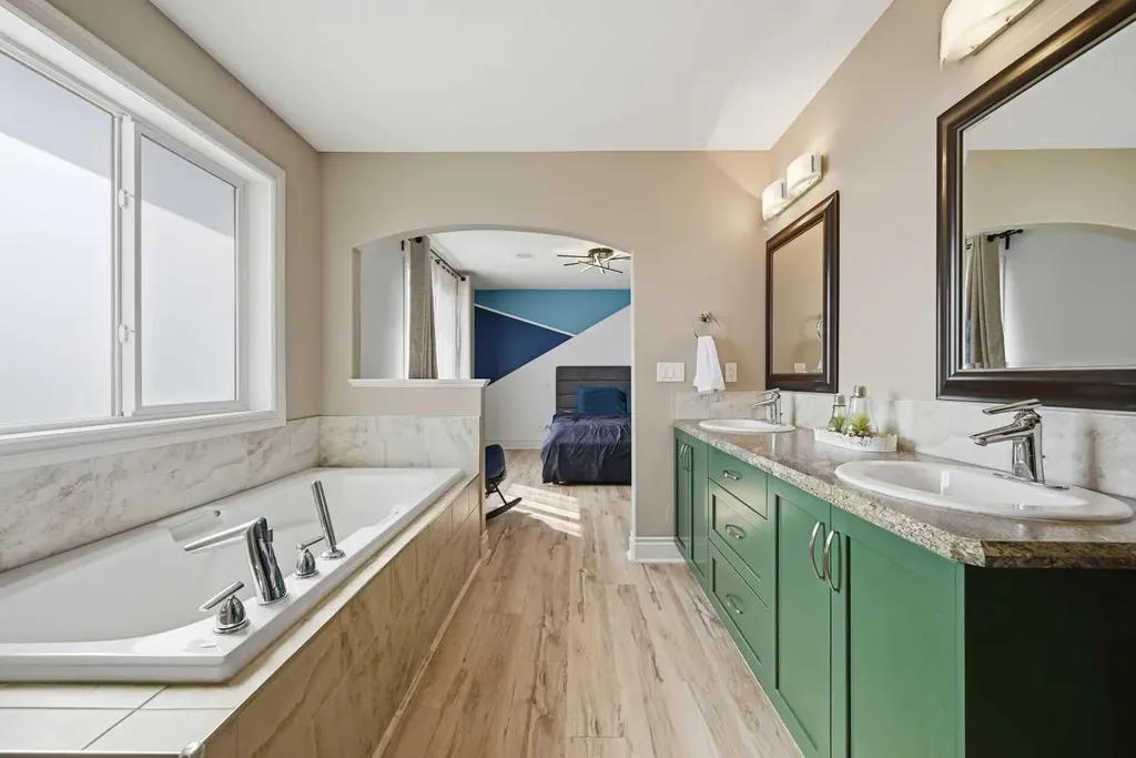 1153 Kingston Crescent SE Airdrie AB T4A0G1