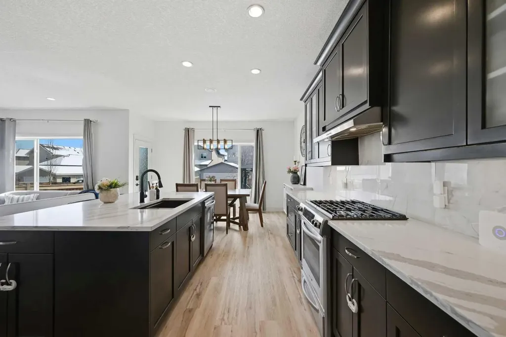 1153 Kingston Crescent SE Airdrie AB T4A0G1