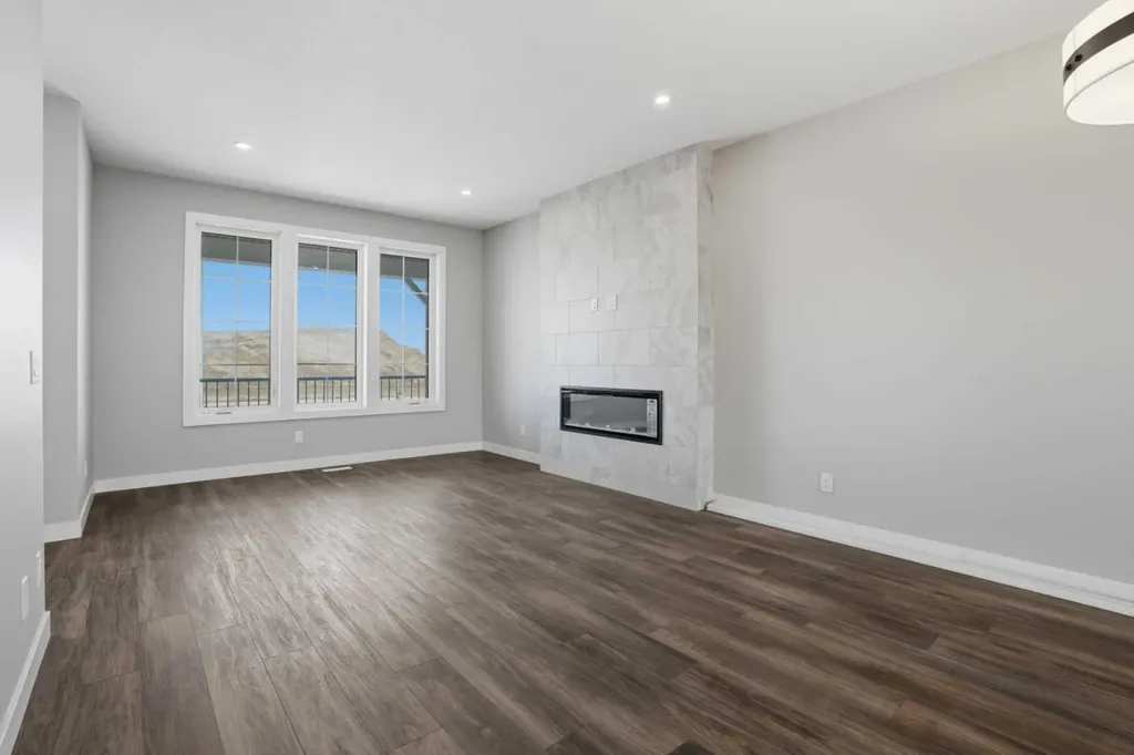229 Bridgeport Gate Chestermere AB T1X 3E2