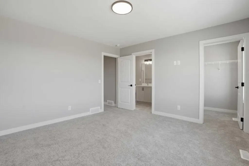 229 Bridgeport Gate Chestermere AB T1X 3E2