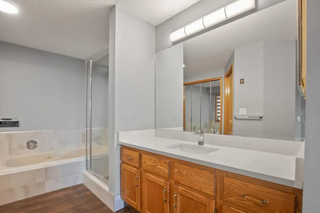 87 Denison Crescent Red Deer AB T4R 2E9