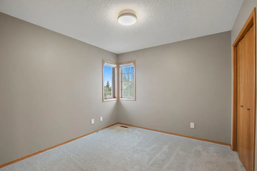 87 Denison Crescent Red Deer AB T4R 2E9