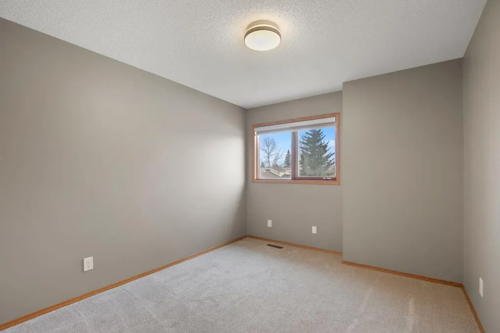 87 Denison Crescent Red Deer AB T4R 2E9