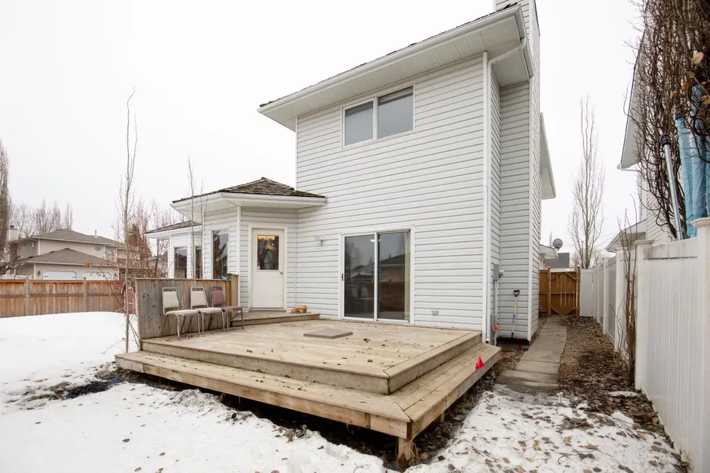 87 Denison Crescent Red Deer AB T4R 2E9