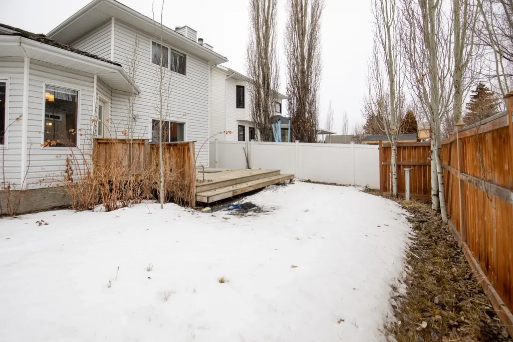 87 Denison Crescent Red Deer AB T4R 2E9