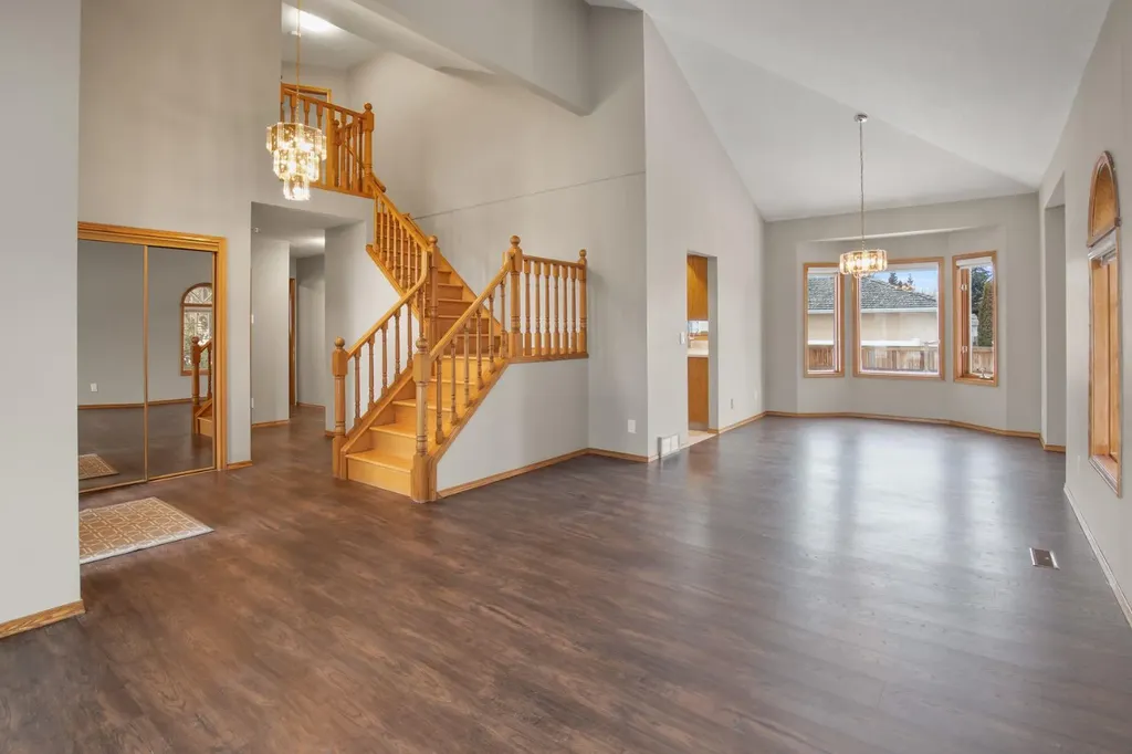 87 Denison Crescent Red Deer AB T4R 2E9
