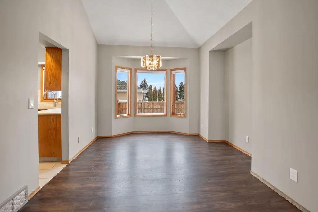 87 Denison Crescent Red Deer AB T4R 2E9