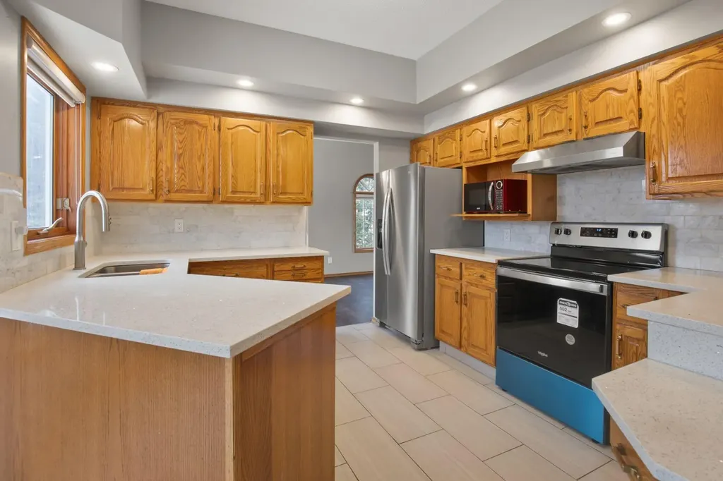 87 Denison Crescent Red Deer AB T4R 2E9
