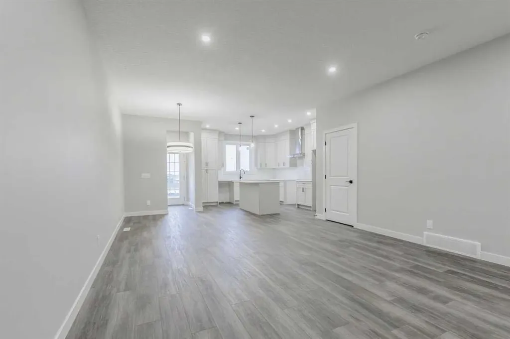 197 Bridgeport Gate Chestermere AB T1X 3E2
