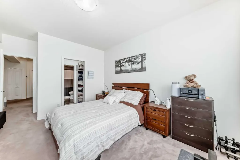 1005A Westmount Drive Strathmore AB T1P 0C3