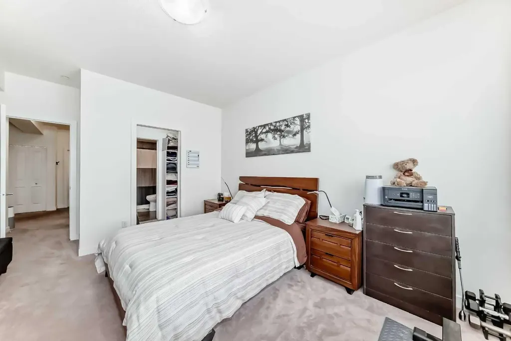 1005A Westmount Drive Strathmore AB T1P 0C3