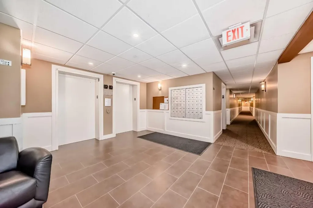 1005A Westmount Drive Strathmore AB T1P 0C3