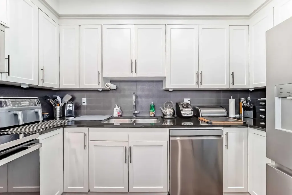 1005A Westmount Drive Strathmore AB T1P 0C3
