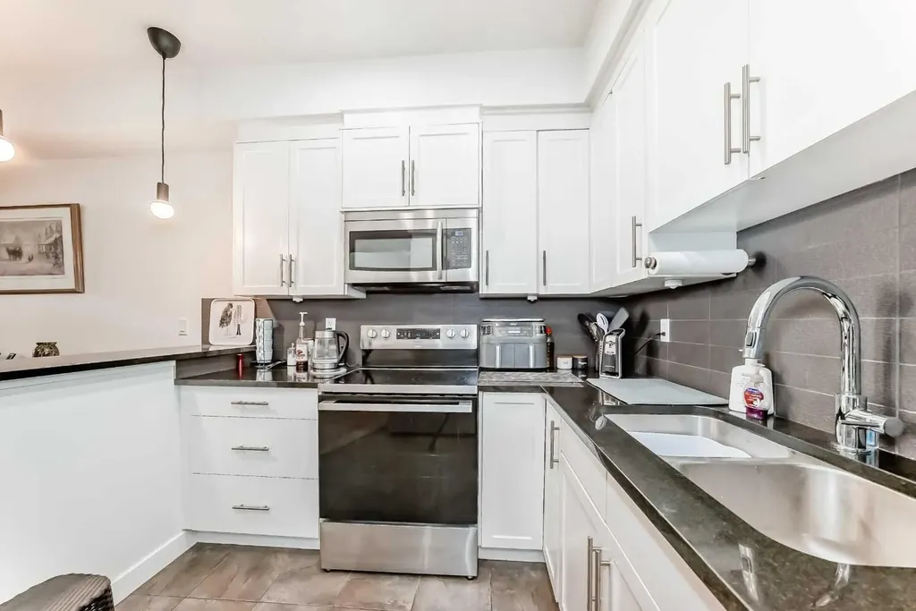 1005A Westmount Drive Strathmore AB T1P 0C3