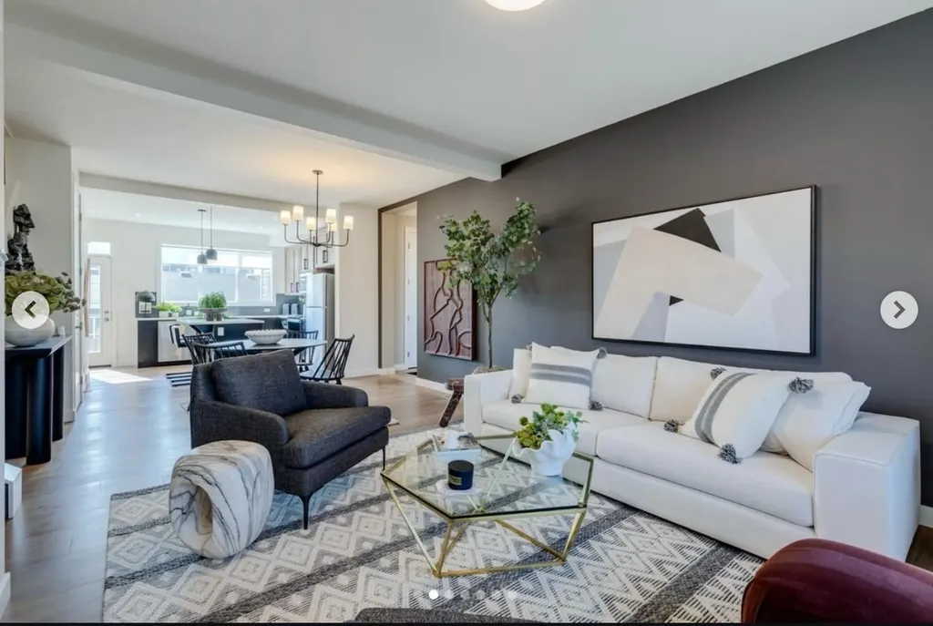 81 Sora Gate SE Calgary AB T3S 0M6