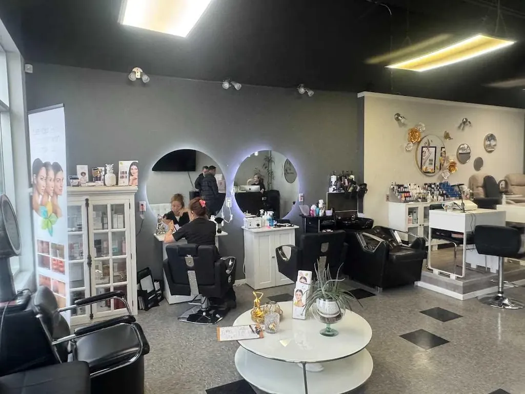 3131 27 Street Calgary AB T1Y6Z1