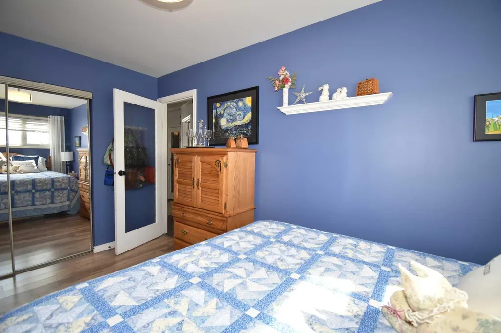 103B Laurel Square Hinton AB T7V 1P3