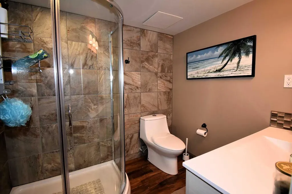 103B Laurel Square Hinton AB T7V 1P3