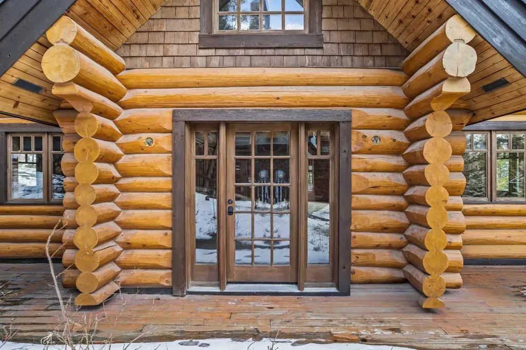 11 Aspen Glen Canmore AB T1W1A6