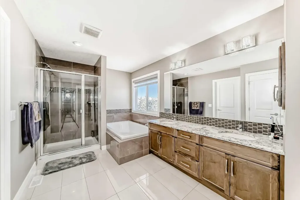 201 Aspenmere Way Chestermere AB T1X 0Y2