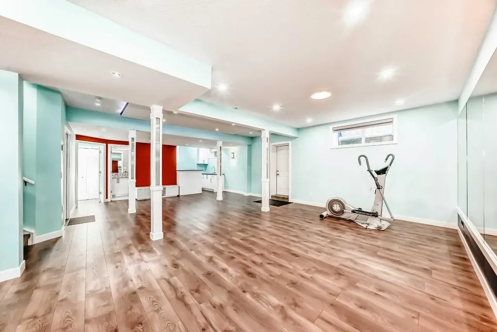 201 Aspenmere Way Chestermere AB T1X 0Y2