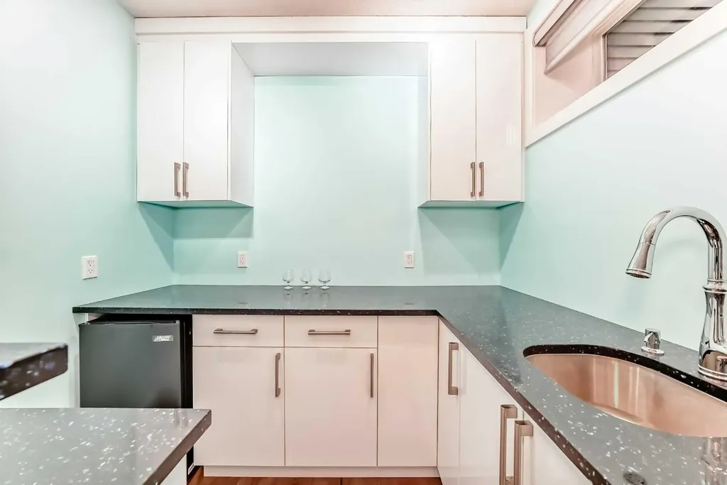 201 Aspenmere Way Chestermere AB T1X 0Y2