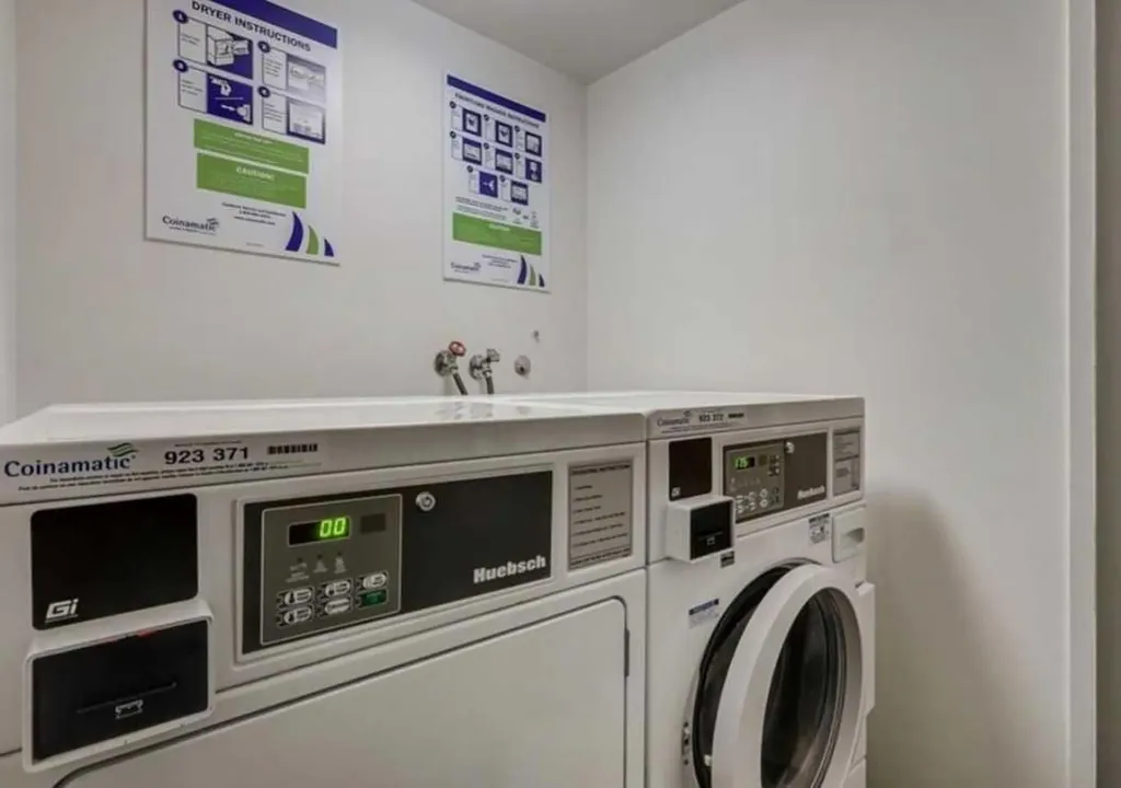 735 12 Avenue SW Calgary AB T2R 1J7