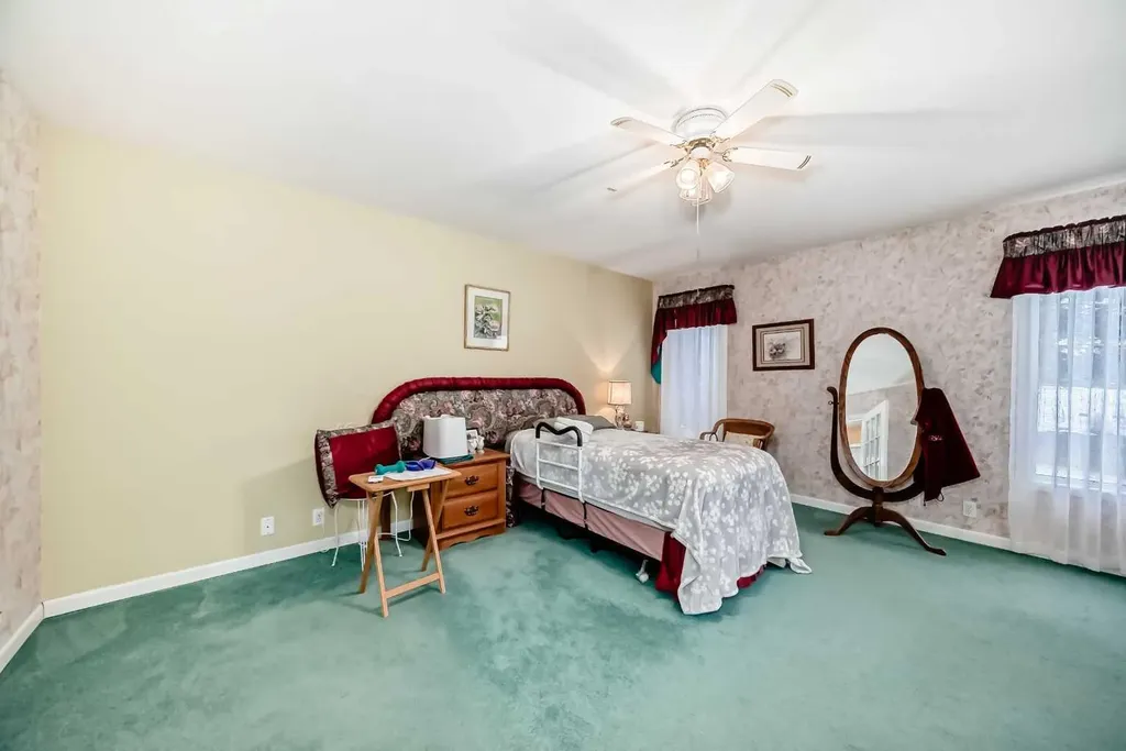 5205 55st Rimbey AB T0C 2J0