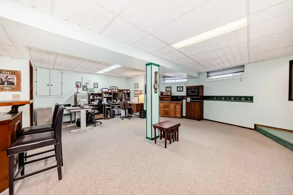 5205 55st Rimbey AB T0C 2J0