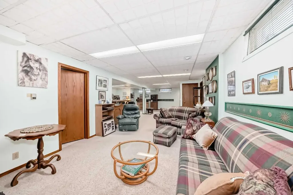 5205 55st Rimbey AB T0C 2J0