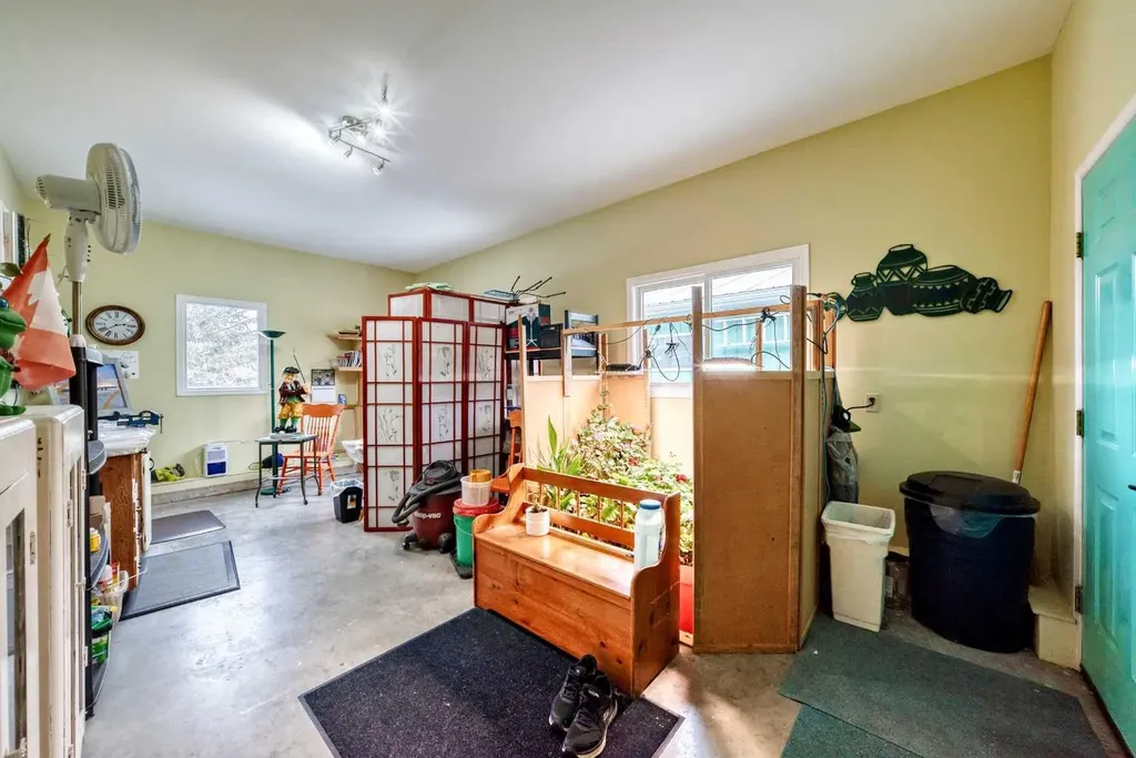 5205 55st Rimbey AB T0C 2J0