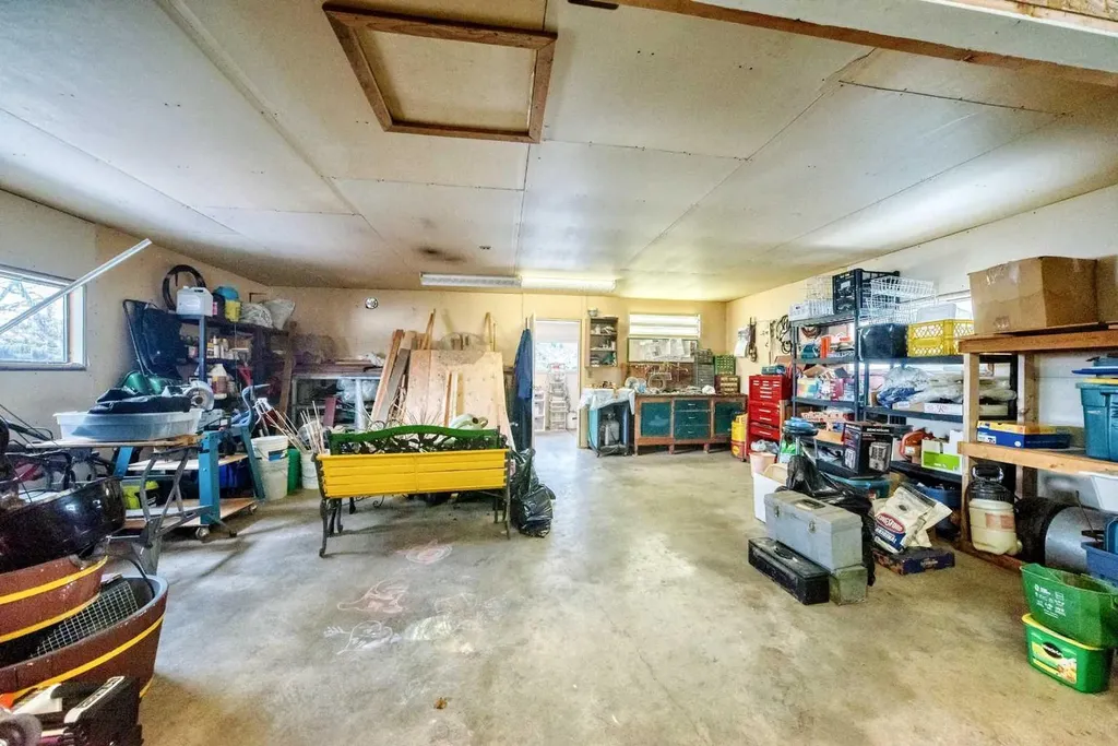 5205 55st Rimbey AB T0C 2J0