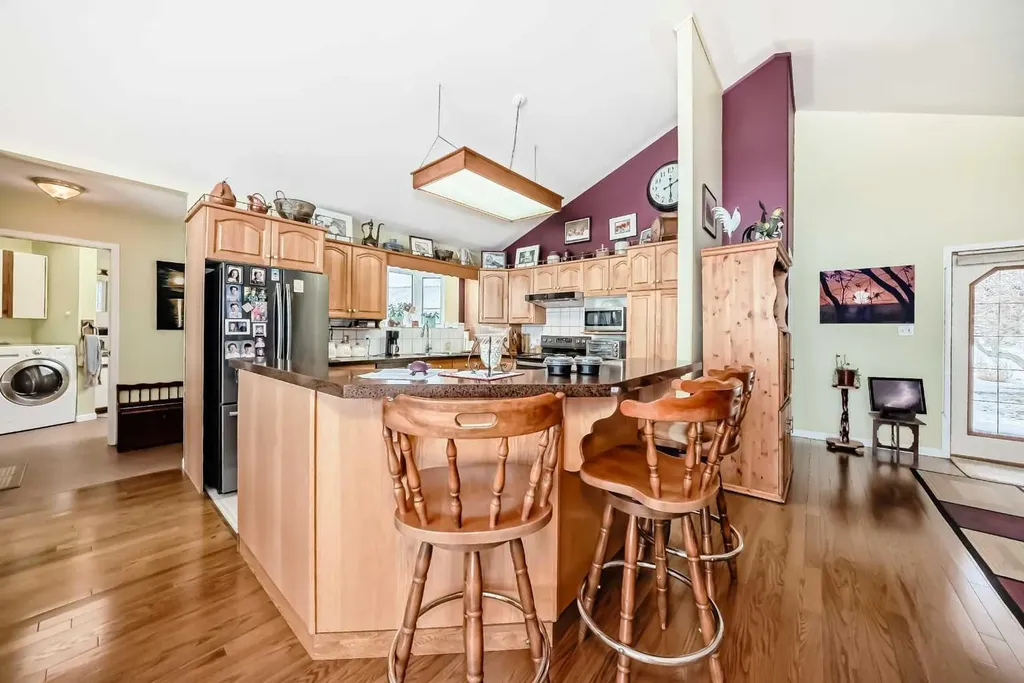 5205 55st Rimbey AB T0C 2J0