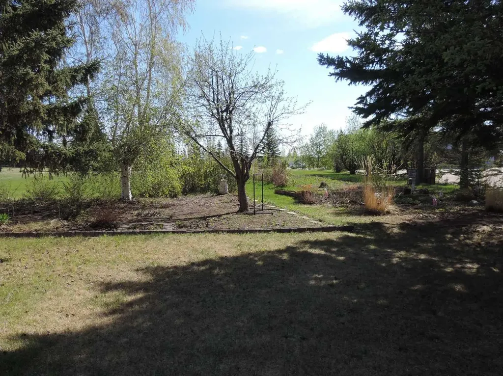 5205 55st Rimbey AB T0C 2J0