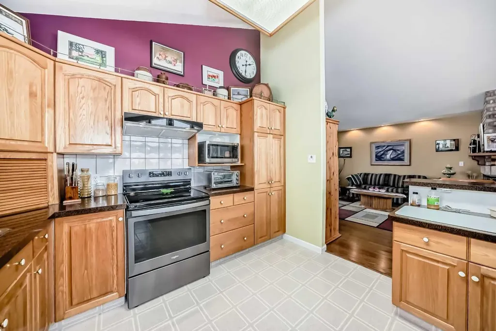 5205 55st Rimbey AB T0C 2J0