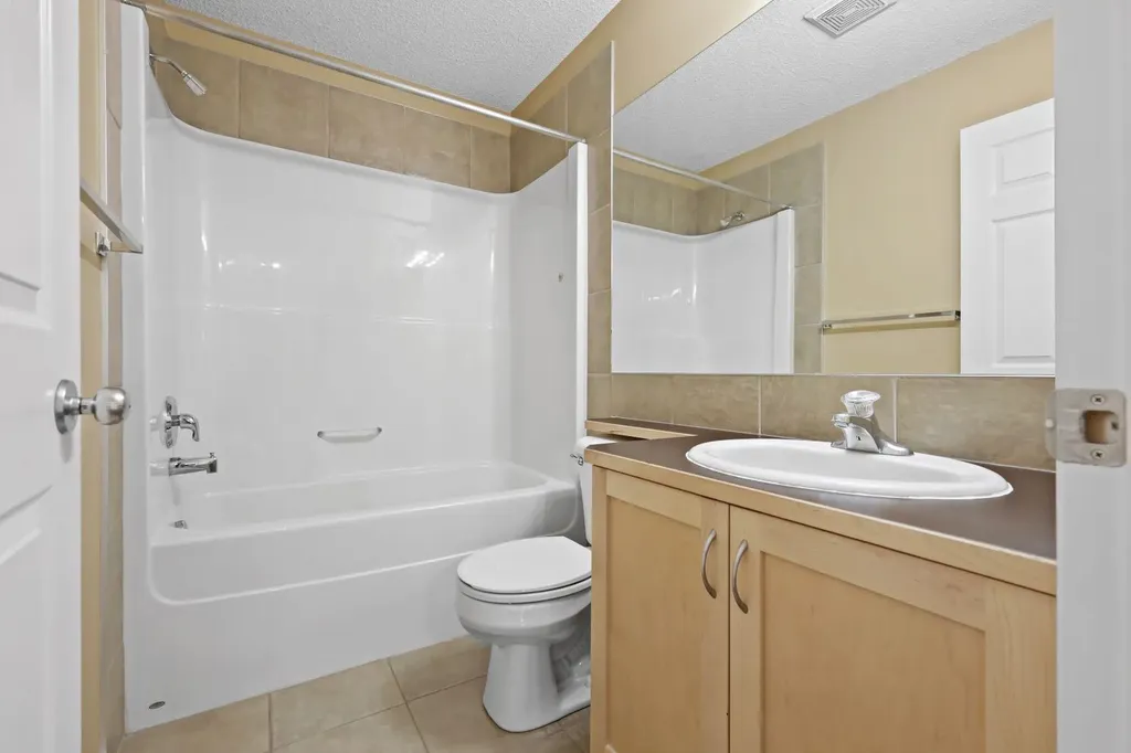 70 Panamount Drive NW Calgary AB T3K6G7