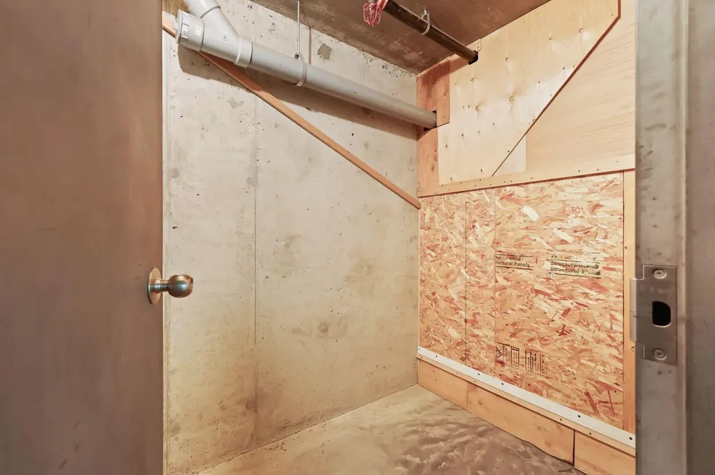 70 Panamount Drive NW Calgary AB T3K6G7