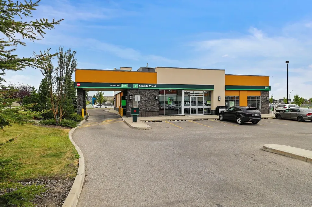 70 Panamount Drive NW Calgary AB T3K6G7